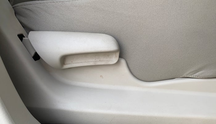 2020 Maruti Celerio LXI, Petrol, Manual, 31,679 km, Driver Side Adjustment Panel