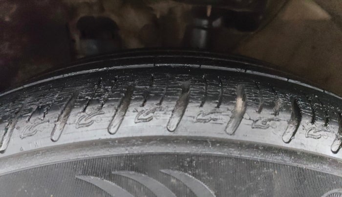 2019 Hyundai VENUE SX 1.4 CRDI, Diesel, Manual, 53,723 km, Left Front Tyre Tread