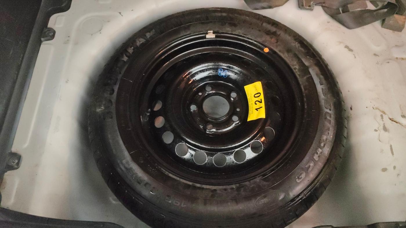 2019 Hyundai VENUE SX 1.4 CRDI, Diesel, Manual, 53,723 km, Spare Tyre