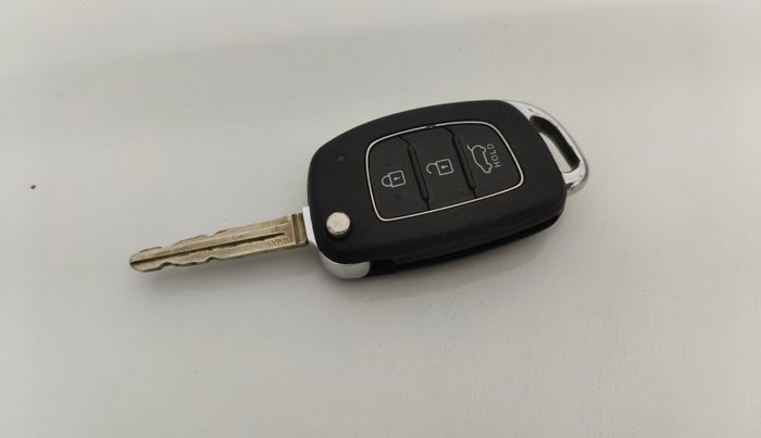 2019 Hyundai VENUE SX 1.4 CRDI, Diesel, Manual, 53,723 km, Key Close Up