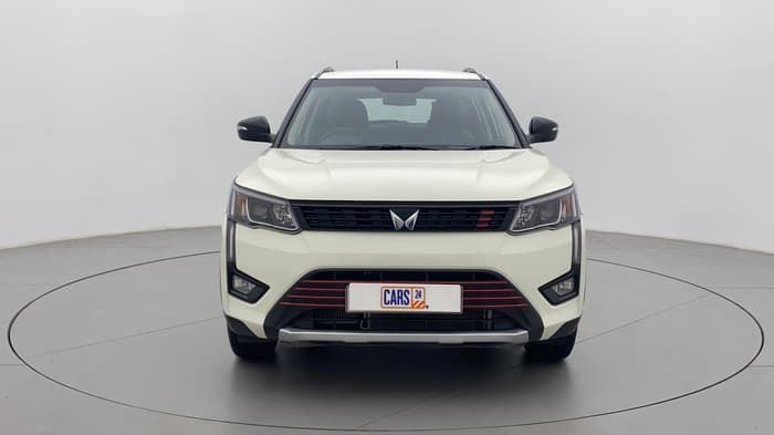 2022 Mahindra XUV300 W8 1.2 PETROL, Petrol, Manual, 4,932 km, Front