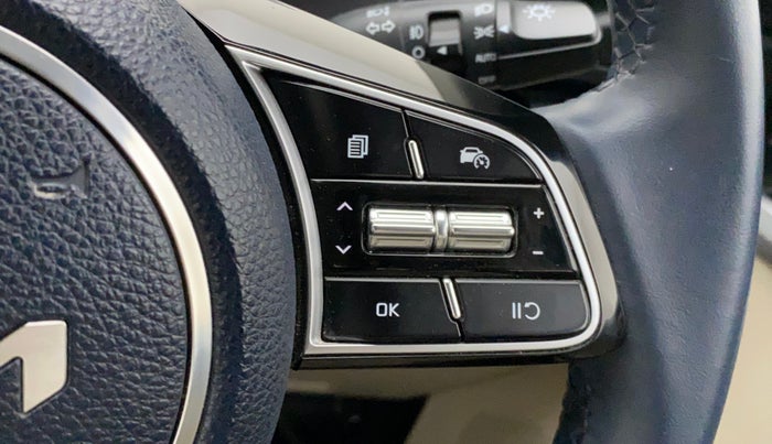 2022 KIA CARENS LUXURY 1.4 PETROL 7 STR, Petrol, Manual, 12,882 km, Adaptive Cruise Control