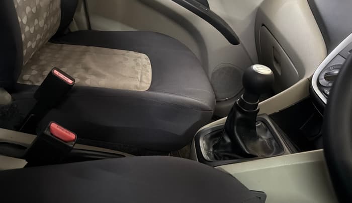 2015 Maruti Celerio VXI CNG, CNG, Manual, 1,21,660 km, Gear Lever