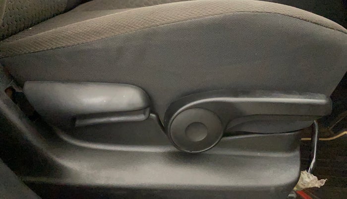 2021 Toyota URBAN CRUISER HIGH GRADE MT, Petrol, Manual, 43,849 km, Driver Side Adjustment Panel