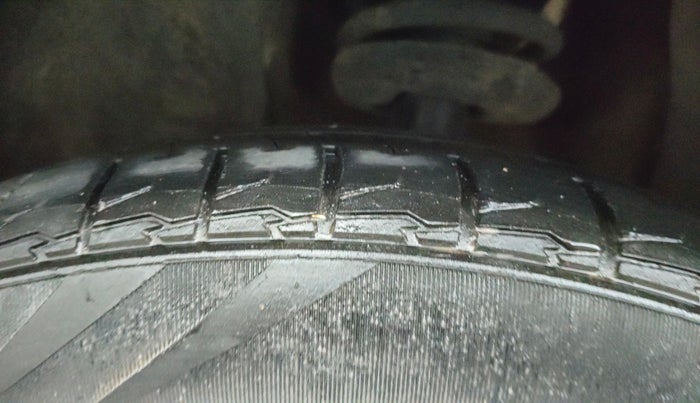 2021 MG HECTOR SHARP 1.5 DCT PETROL, Petrol, Automatic, 81,477 km, Left Front Tyre Tread