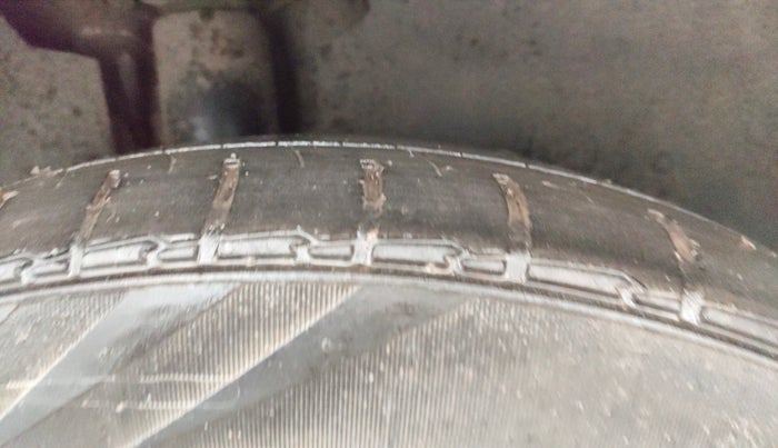 2021 MG HECTOR SHARP 1.5 DCT PETROL, Petrol, Automatic, 81,477 km, Right Rear Tyre Tread