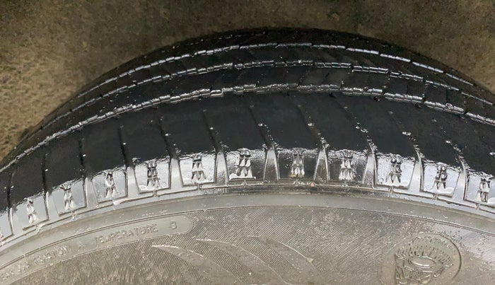 2022 Mahindra SCORPIO-N Z8 L PETROL AT 7 STR, Petrol, Automatic, 37,579 km, Right Rear Tyre Tread