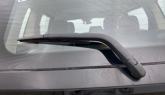 2022 Mahindra SCORPIO-N Z8 L PETROL AT 7 STR, Petrol, Automatic, 37,579 km, Rear Wiper