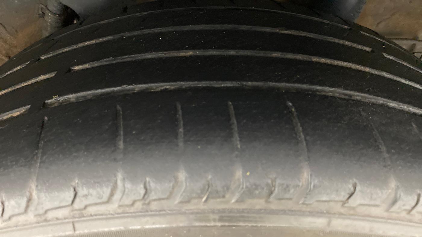 2019 Hyundai VENUE 1.0 TURBO GDI SX+ AT, Petrol, Automatic, 43,600 km, Left Rear Tyre Tread