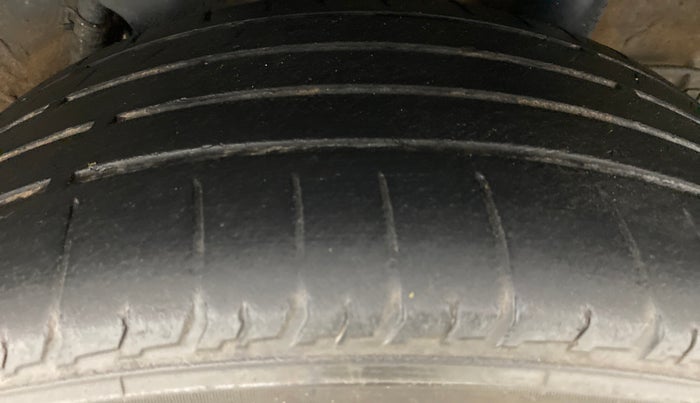 2019 Hyundai VENUE 1.0 TURBO GDI SX+ AT, Petrol, Automatic, 43,600 km, Left Rear Tyre Tread