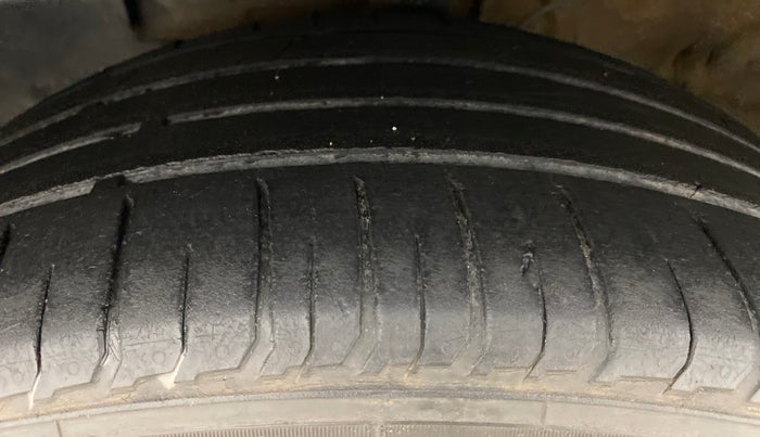 2019 Hyundai VENUE 1.0 TURBO GDI SX+ AT, Petrol, Automatic, 43,600 km, Left Front Tyre Tread