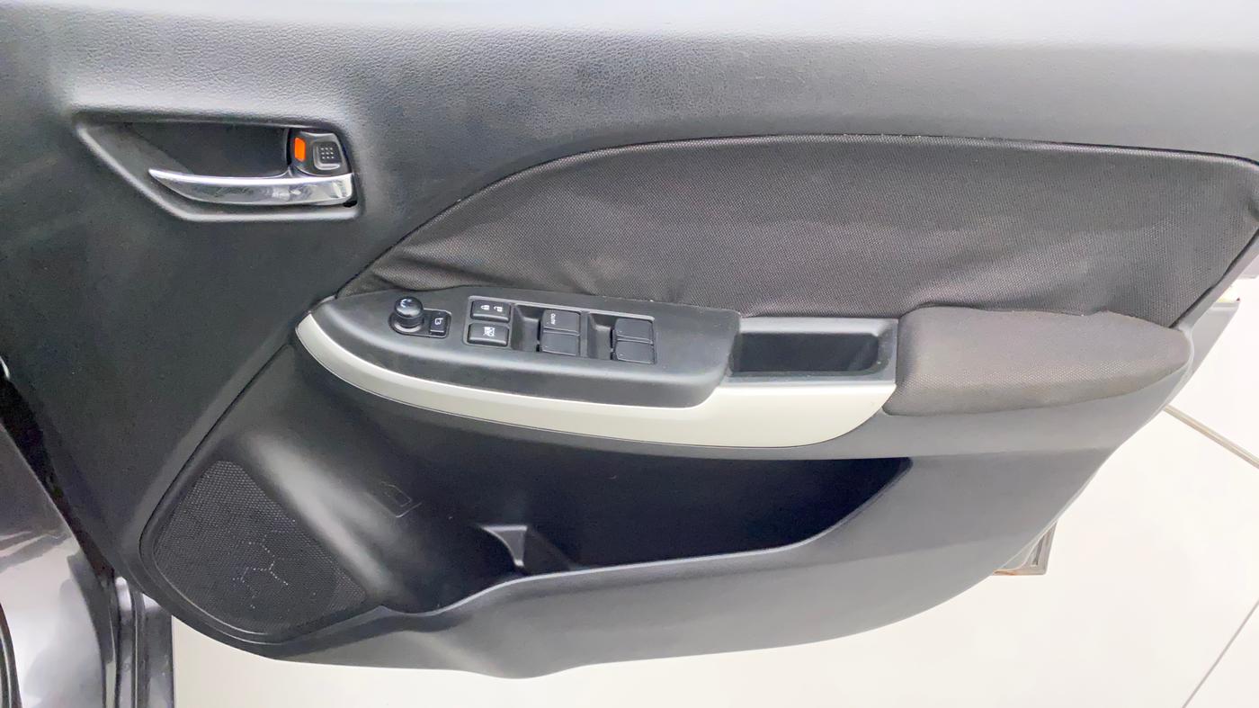 2017 Maruti Baleno DELTA CVT PETROL 1.2, Petrol, Automatic, 34,954 km, Driver Side Door Panels Control