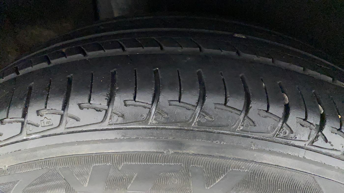 2017 Maruti Baleno DELTA CVT PETROL 1.2, Petrol, Automatic, 34,954 km, Right Rear Tyre Tread