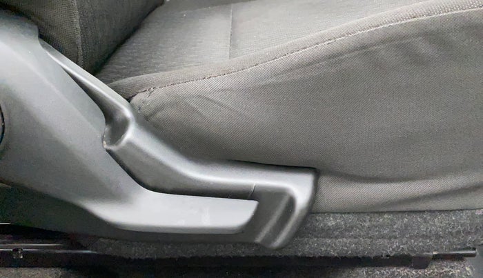 2017 Maruti Baleno DELTA CVT PETROL 1.2, Petrol, Automatic, 34,954 km, Driver Side Adjustment Panel