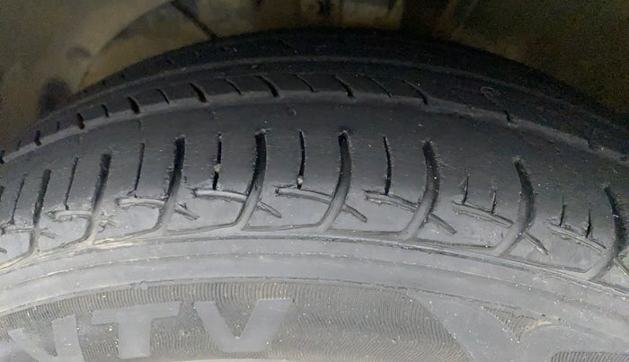 2017 Maruti Baleno DELTA CVT PETROL 1.2, Petrol, Automatic, 34,954 km, Left Front Tyre Tread