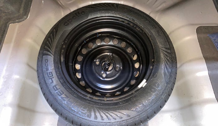 2021 Hyundai AURA SX 1.2, Petrol, Manual, 13,885 km, Spare Tyre