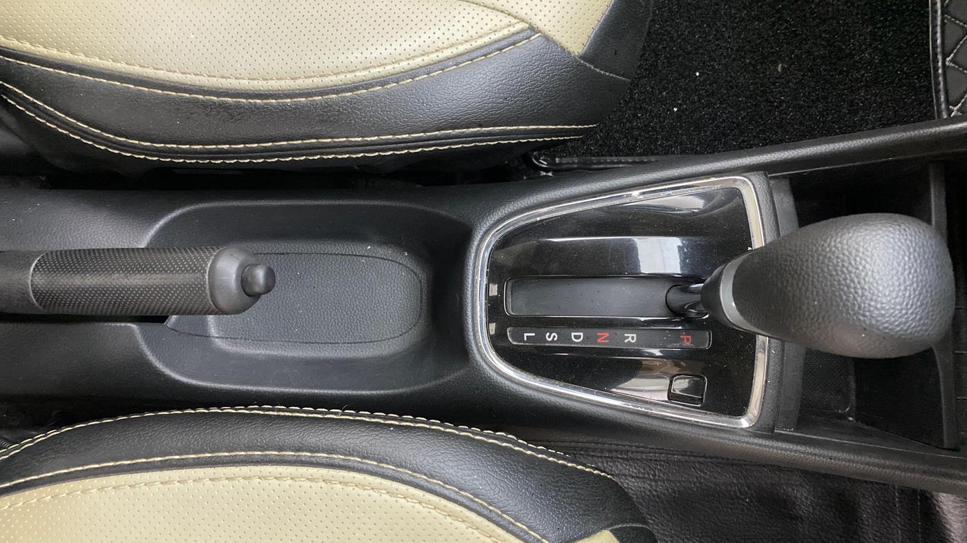 2021 Honda Amaze 1.5L I-DTEC VX CVT, Diesel, Automatic, 55,267 km, Gear Lever