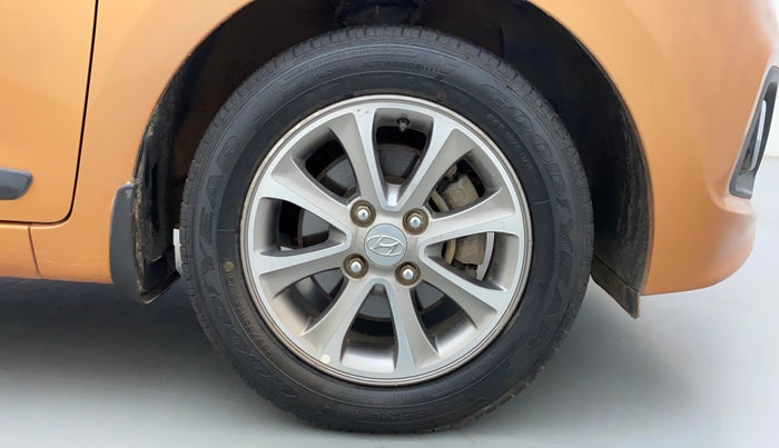 2016 Hyundai Grand i10 ASTA (O) 1.2 KAPPA VTVT, Petrol, Manual, 75,017 km, Right Front Wheel