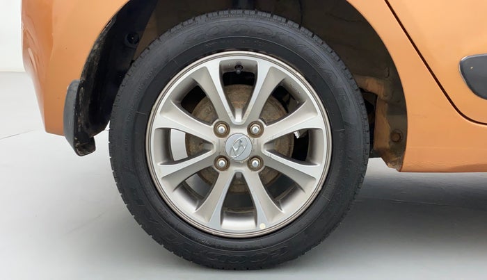 2016 Hyundai Grand i10 ASTA (O) 1.2 KAPPA VTVT, Petrol, Manual, 75,017 km, Right Rear Wheel