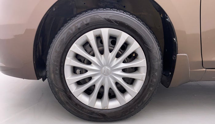 2015 Maruti Ciaz VXI PLUS, Petrol, Manual, 64,094 km, Left Front Wheel