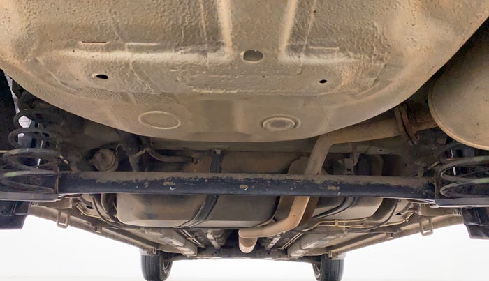 2015 Maruti Ciaz VXI PLUS, Petrol, Manual, 64,094 km, Rear Underbody