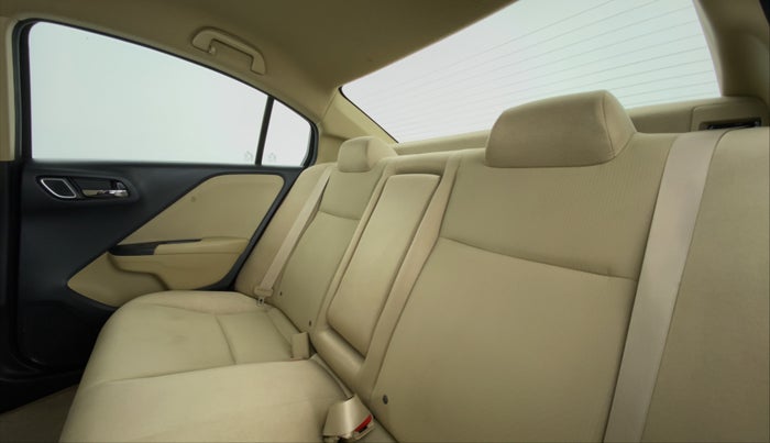 2019 Honda City V MT PETROL, Petrol, Manual, 30,054 km, Right Side Rear Door Cabin
