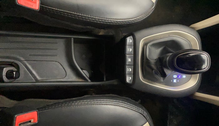 2019 Hyundai NEW SANTRO SPORTZ AMT, Petrol, Automatic, 1,33,250 km, Gear Lever