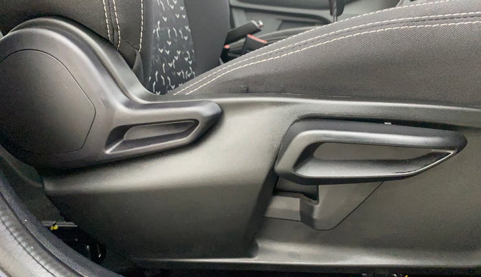 2023 Tata Tiago XTA PETROL, Petrol, Automatic, 4,641 km, Driver Side Adjustment Panel