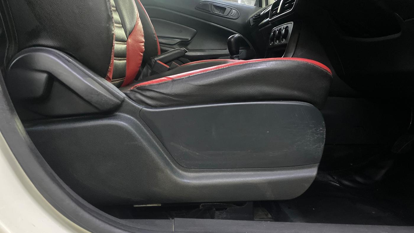 2020 Ford Ecosport AMBIENTE 1.5L PETROL, Petrol, Manual, 66,130 km, Driver Side Adjustment Panel