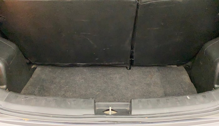 2017 Maruti Swift ZDI, Diesel, Manual, 66,258 km, Boot Inside