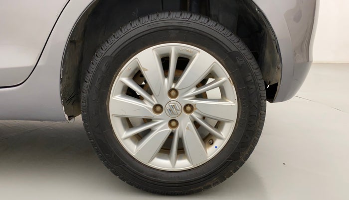 2017 Maruti Swift ZDI, Diesel, Manual, 66,258 km, Left Rear Wheel