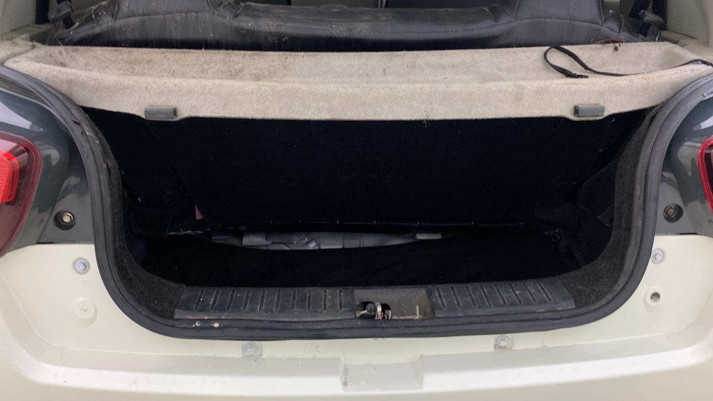 2017 Mahindra Kuv100 K4 D 6 STR, Diesel, Manual, 89,330 km, Boot Inside