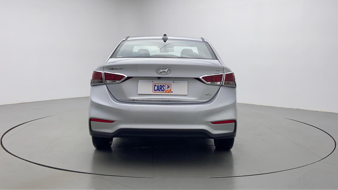 2018 Hyundai Verna 1.6 SX VTVT (O), Petrol, Manual, 45,513 km, Back/Rear View