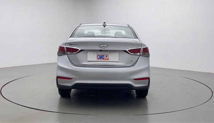2018 Hyundai Verna 1.6 SX VTVT (O), Petrol, Manual, 45,513 km, Back/Rear View