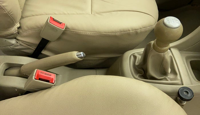 2013 Maruti Ertiga VDI ABS, Diesel, Manual, 39,984 km, Gear Lever
