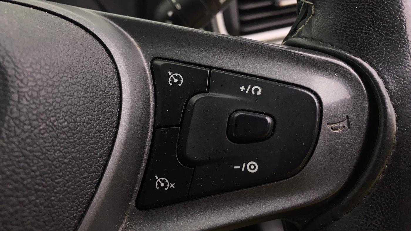 2024 Tata PUNCH Accomplished Dazzle Sunroof, Petrol, Manual, 27,374 km, Adaptive Cruise Control