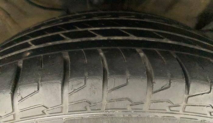 2021 KIA SELTOS HTX PLUS 1.5 DIESEL, Diesel, Manual, 45,515 km, Right Front Tyre Tread
