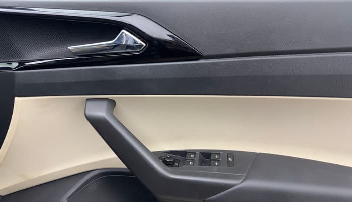 2023 Skoda SLAVIA STYLE 1.5L TSI DSG, Petrol, Automatic, 20,509 km, Driver Side Door Panels Control