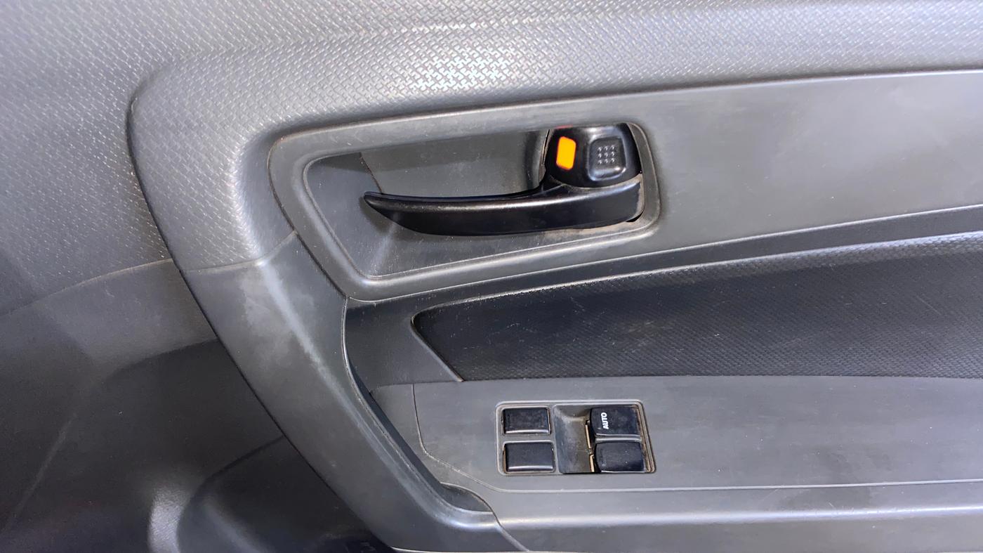 2016 Maruti Vitara Brezza VDI, Diesel, Manual, 1,03,097 km, Driver Side Door Panels Control