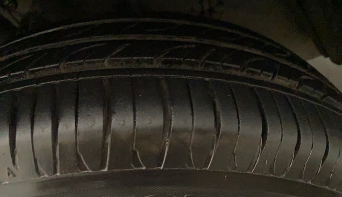 2018 Honda Amaze 1.2L I-VTEC S, Petrol, Manual, 39,938 km, Left Rear Tyre Tread