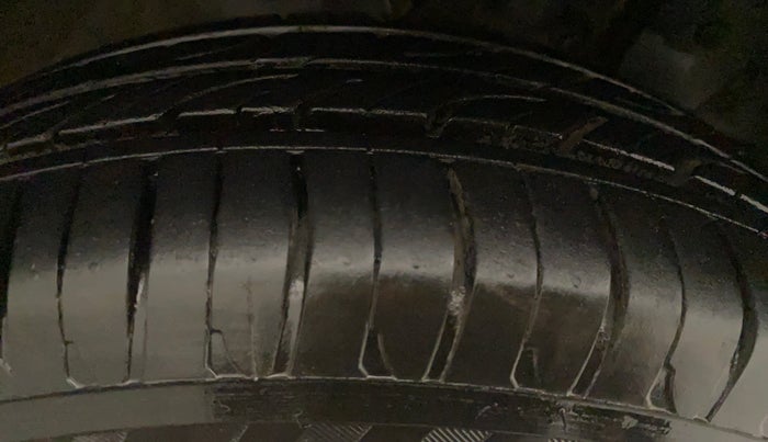 2018 Honda Amaze 1.2L I-VTEC S, Petrol, Manual, 39,938 km, Right Rear Tyre Tread