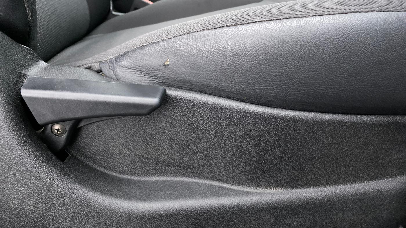 2018 Tata Tiago XT 1.2 REVOTRON, Petrol, Manual, 24,059 km, Driver Side Adjustment Panel