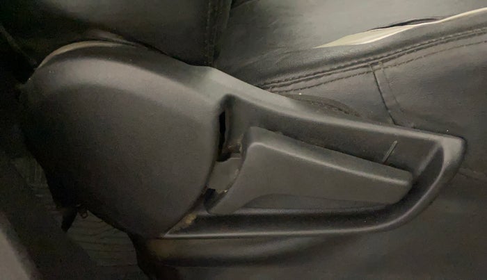 2019 Maruti S PRESSO VXI, Petrol, Manual, 36,790 km, Driver Side Adjustment Panel