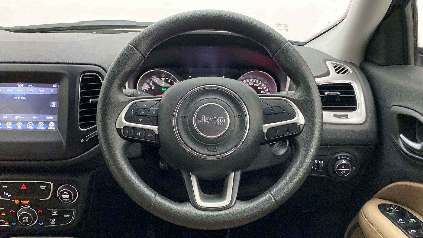 2018 Jeep Compass 2.0 LONGITUDE (O), Diesel, Manual, 13,092 km, Steering Wheel Close Up