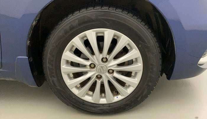 2018 Maruti Ciaz DELTA AT 1.5 SHVS PETROL, Petrol, Automatic, 40,790 km, Right Front Wheel