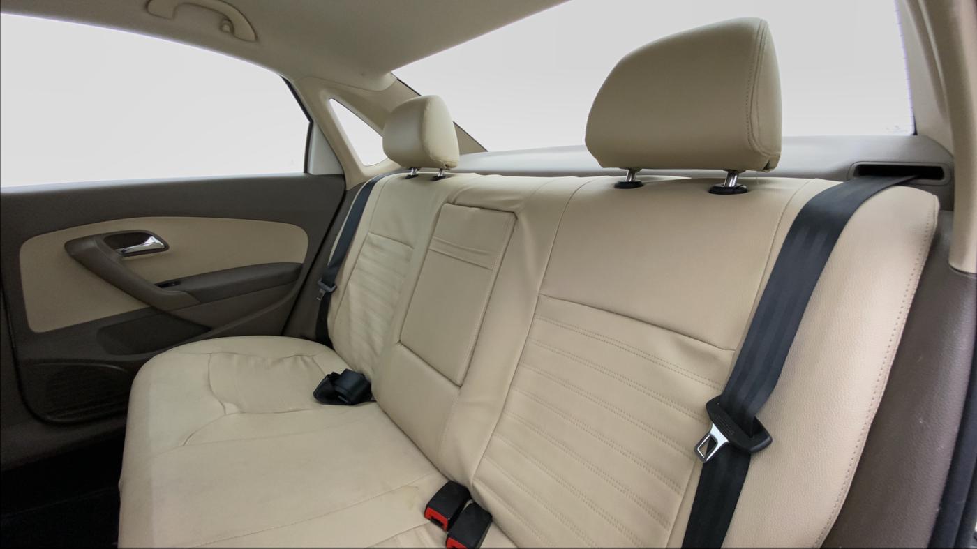2014 Skoda Rapid ELEGANCE 1.6 TDI MT, Diesel, Manual, 54,816 km, Right Side Rear Door Cabin