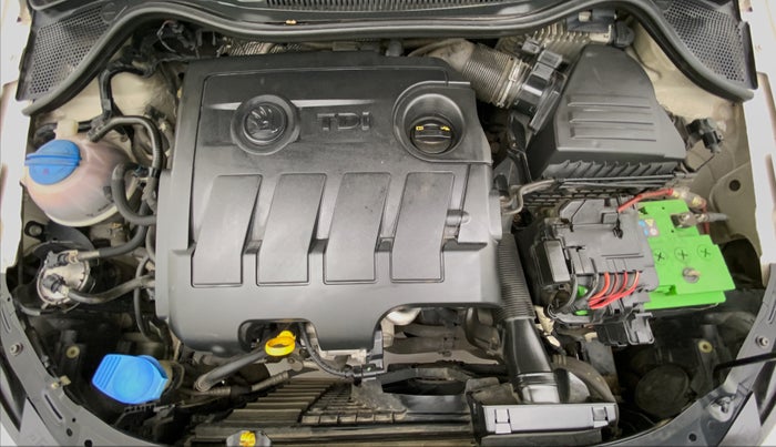 2014 Skoda Rapid ELEGANCE 1.6 TDI MT, Diesel, Manual, 54,816 km, Open Bonet