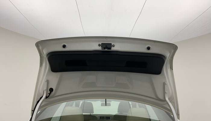 2014 Skoda Rapid ELEGANCE 1.6 TDI MT, Diesel, Manual, 54,816 km, Boot Door Open