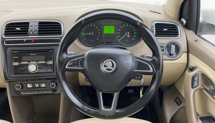 2014 Skoda Rapid ELEGANCE 1.6 TDI MT, Diesel, Manual, 54,816 km, Steering Wheel Close Up