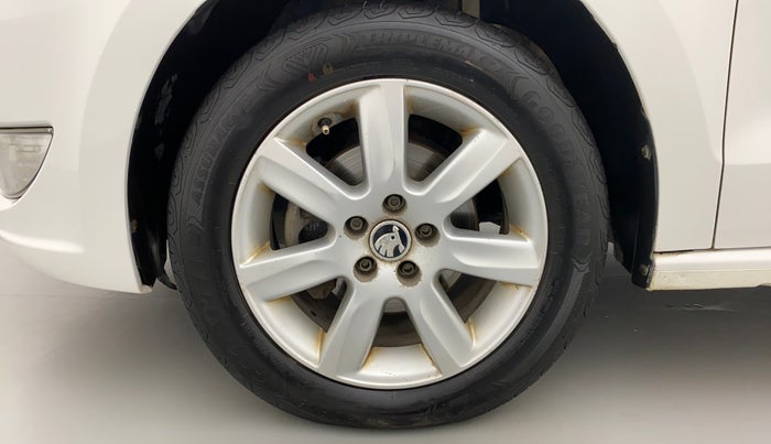 2014 Skoda Rapid ELEGANCE 1.6 TDI MT, Diesel, Manual, 54,816 km, Left Front Wheel